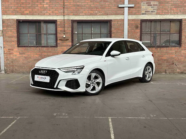 Audi a3 sportback 30 tfsi s edition s-line 110pk 2021 (origineel-nl), l-963-sj - afbeelding 12 van  43