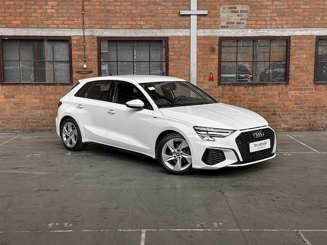 Audi a3 sportback 30 tfsi s edition s-line 110pk 2021 (origineel-nl), l-963-sj - afbeelding 42 van  43