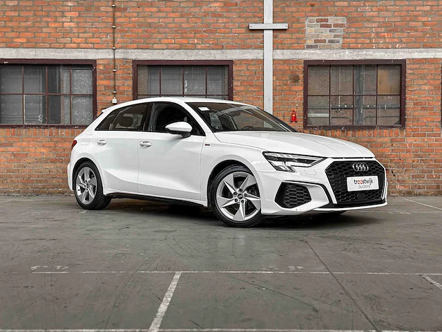 Audi a3 sportback 30 tfsi s edition s-line 110pk 2021 (origineel-nl), l-963-sj - afbeelding 41 van  43