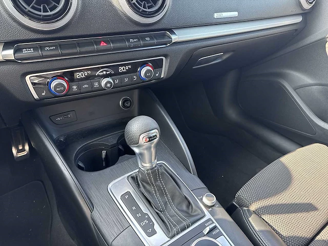 Audi a3 sportback 30 tfsi sport s line edition car 2019 | g-150-hj - afbeelding 5 van  27