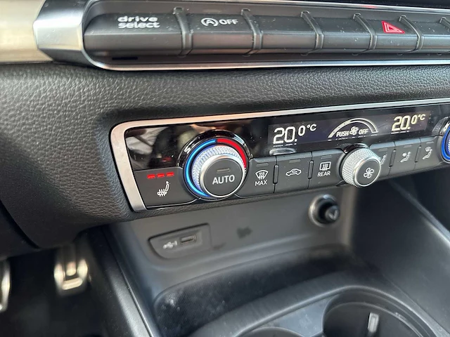 Audi a3 sportback 30 tfsi sport s line edition car 2019 | g-150-hj - afbeelding 6 van  27