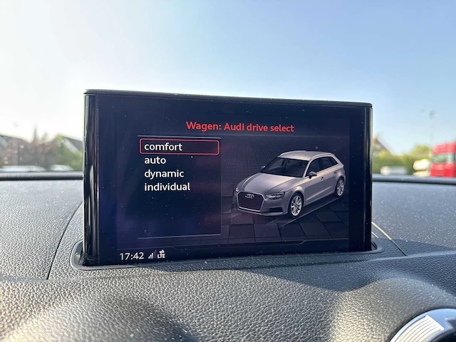 Audi a3 sportback 30 tfsi sport s line edition car 2019 | g-150-hj - afbeelding 20 van  27