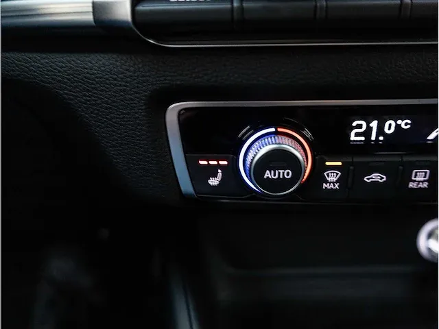 Audi a3 sportback 40 e-tron sport phev 204pk automaat 2020 virtual cockpit keyless stoelverwarming fabrieksgarantie - afbeelding 14 van  27