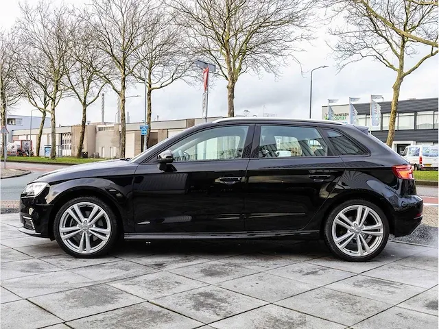 Audi a3 sportback 40 e-tron sport phev 204pk automaat 2020 virtual cockpit keyless stoelverwarming fabrieksgarantie - afbeelding 12 van  27