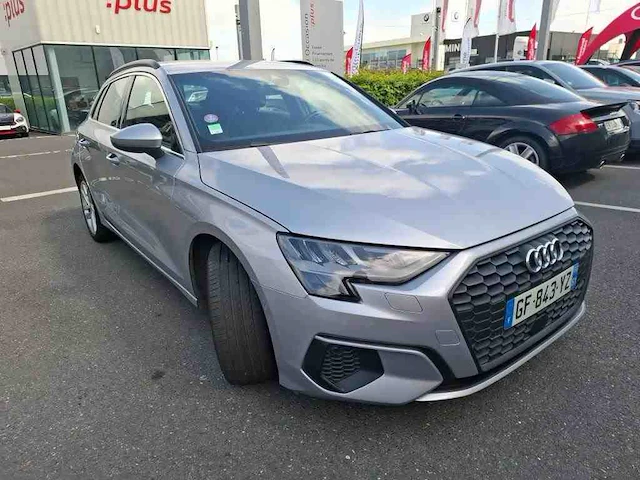 Audi a3 sportback 40 tfsi e hybrid 204pk automaat 2022 - afbeelding 18 van  23