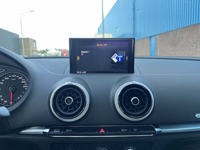 Audi a3 sportback sport lease edition 1.0 tfsi | pv-391-z - afbeelding 13 van  30