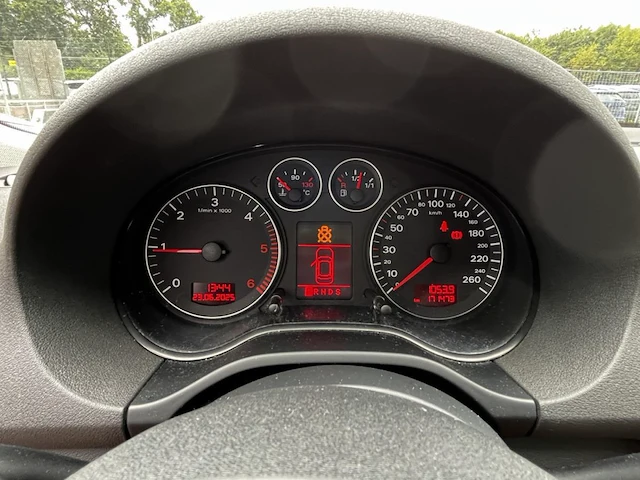Audi a3,2008 - afbeelding 30 van  32