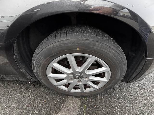 Audi a4 2.0 tdi, 2013 - afbeelding 16 van  26