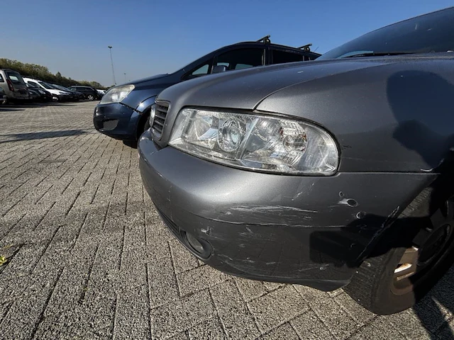 Audi a4, 2001 - afbeelding 26 van  43