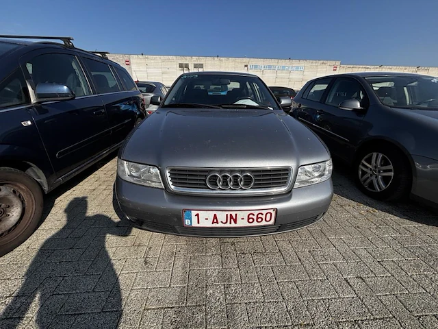 Audi a4, 2001 - afbeelding 2 van  43