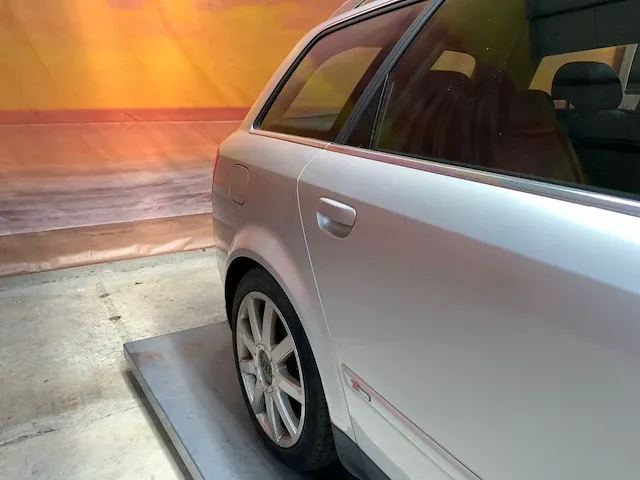 Audi a4 2004 - afbeelding 2 van  44