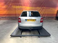 Audi a4 2004 - afbeelding 3 van  44