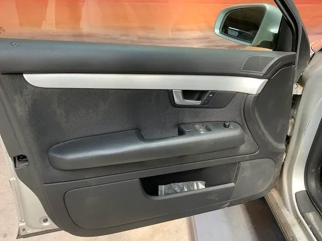 Audi a4 2004 - afbeelding 14 van  44