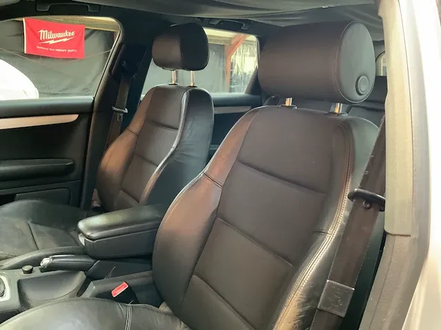 Audi a4 2004 - afbeelding 16 van  44
