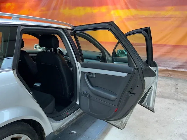 Audi a4 2004 - afbeelding 21 van  44