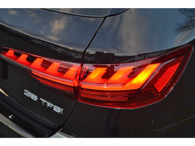 Audi a4 35 tfsi mhev avant advanced edition - personenauto - afbeelding 2 van  38