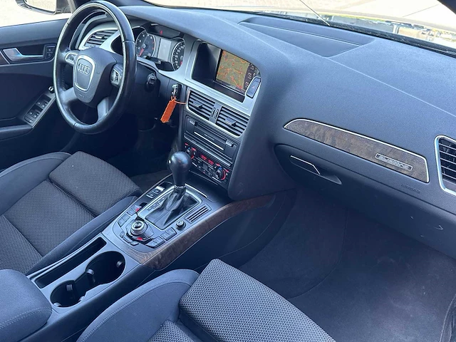 Audi a4 allroad quattro 2.0 tfsi pro line car 2010 | 73-nbk-2 - afbeelding 24 van  31