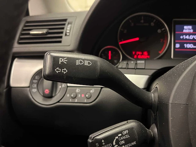 Audi a4 avant 1.6 advance 102pk 2008 (origineel-nl), 53-zd-fb - afbeelding 10 van  40