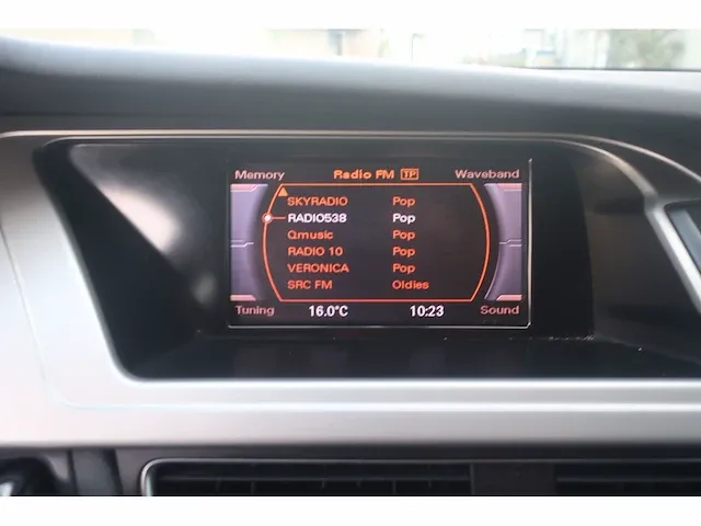 Audi a4 avant 1.8 tfsi, h-541-nz - afbeelding 2 van  19