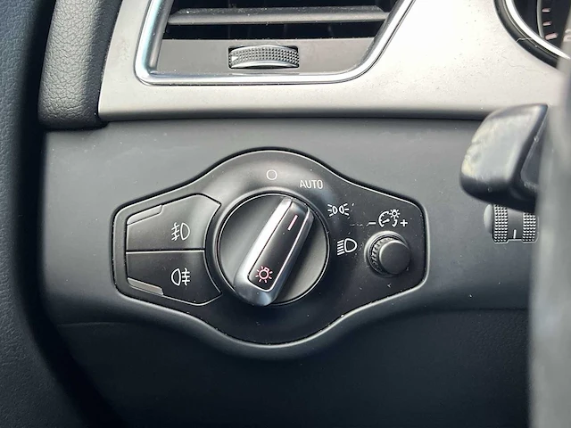 Audi a4 avant 1.8 tfsi pro line 2012 | l-503-ff - afbeelding 2 van  31