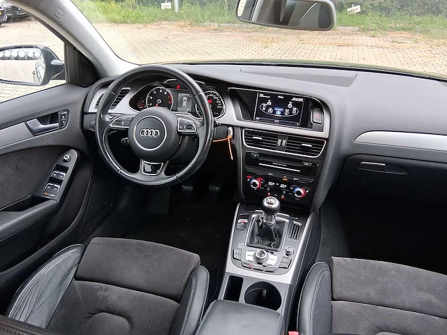 Audi a4 avant 1.8 tfsi pro line s 2012 | pd-820-p - afbeelding 25 van  38