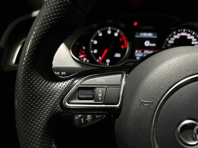 Audi a4 avant 1.8 tfsi s edition 120pk 2013, 26-zrp-1 - afbeelding 14 van  41