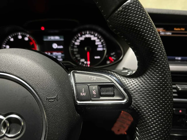 Audi a4 avant 1.8 tfsi s edition 120pk 2013, 26-zrp-1 - afbeelding 15 van  41