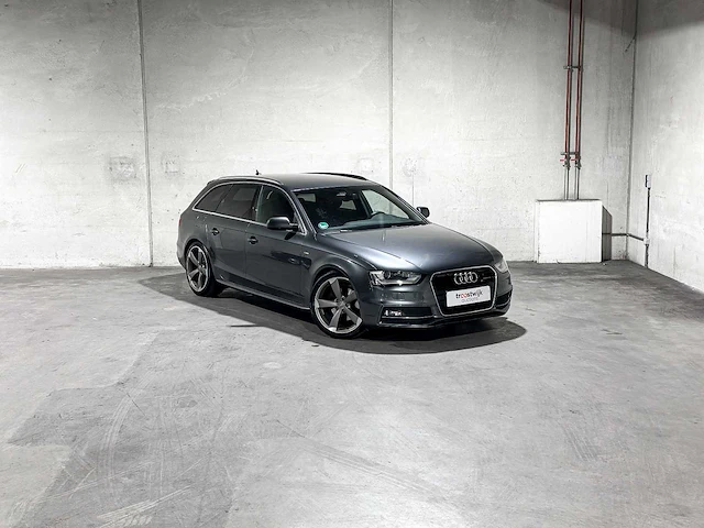 Audi a4 avant 1.8 tfsi s edition 120pk 2013, 26-zrp-1 - afbeelding 38 van  41