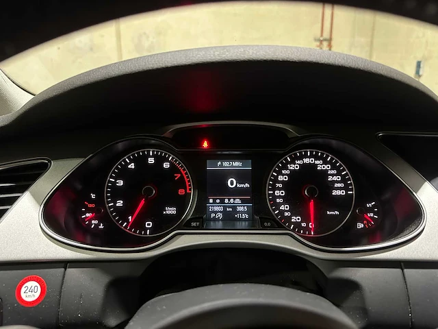 Audi a4 avant 1.8 tfsi s edition 170pk 2015, p-183-tz - afbeelding 19 van  42