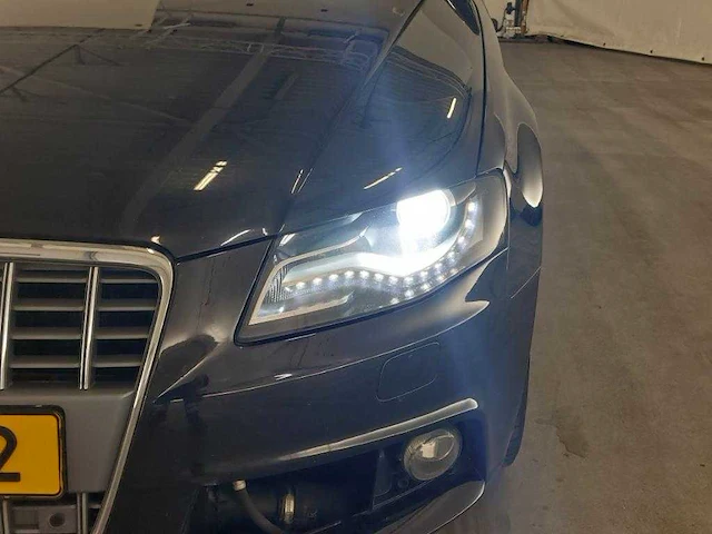 Audi a4 avant 1.8 tfsi s edition 2010 | 81-kkp-2 - afbeelding 2 van  22