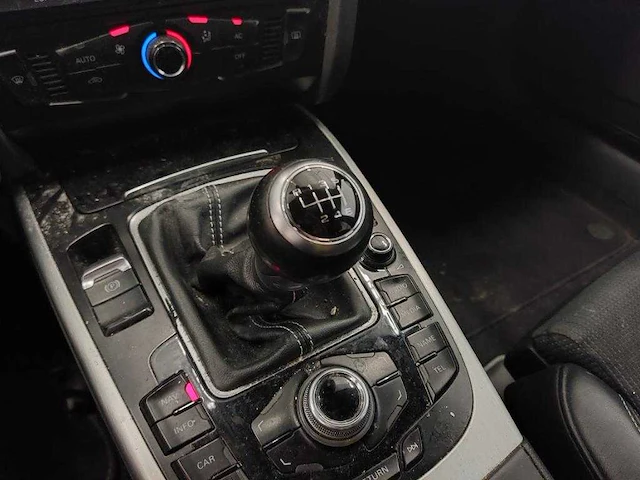 Audi a4 avant 1.8 tfsi s edition 2010 | 81-kkp-2 - afbeelding 3 van  22