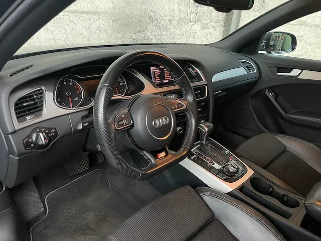 Audi a4 avant 1.8 tfsi s-line 170pk 2013 -orig. nl-, 8-kbb-08 - afbeelding 19 van  44