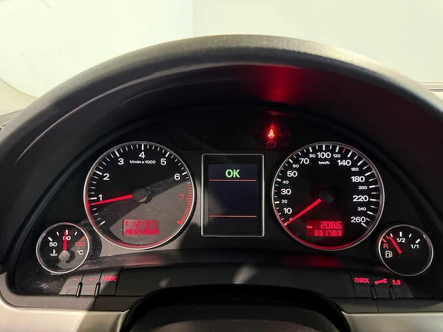 Audi a4 avant 2.0 advance, 12-xt-ns - afbeelding 2 van  14