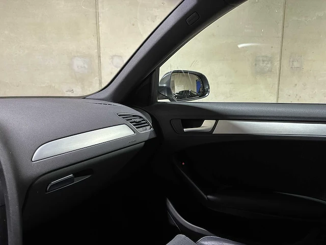 Audi a4 avant 2.0 tfsi s edition 179pk 2010, 89-kjx-2 - afbeelding 24 van  41
