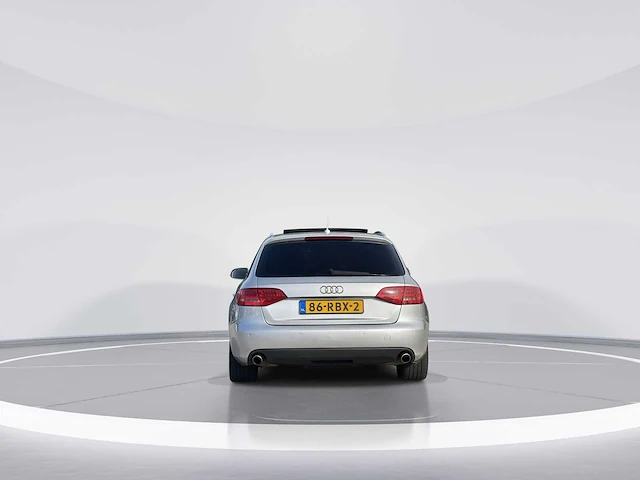 Audi a4 avant 3.0 tdi quattro 2009 | 86-rbx-2 - afbeelding 27 van  29