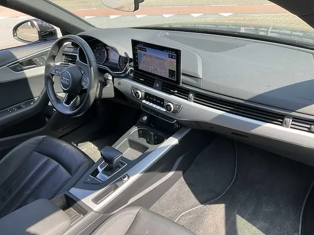 Audi a4 avant 35 tfsi achteruitrijcamera dodehoek memory elektrische kofferklep led dab - afbeelding 2 van  42