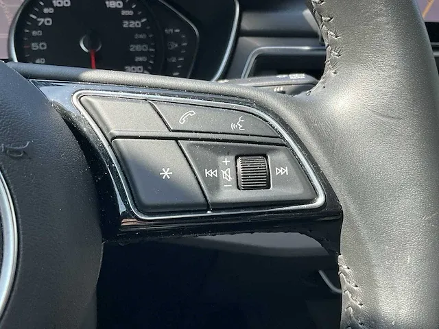 Audi a4 avant 35 tfsi achteruitrijcamera dodehoek memory elektrische kofferklep led dab - afbeelding 24 van  42