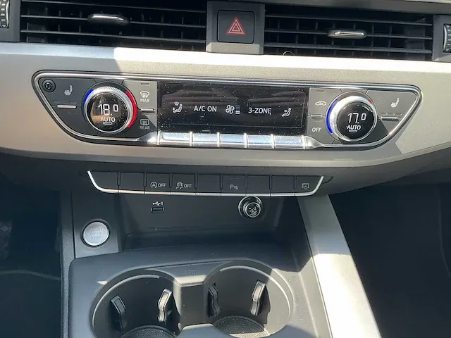 Audi a4 avant 35 tfsi achteruitrijcamera dodehoek memory elektrische kofferklep led dab - afbeelding 33 van  42
