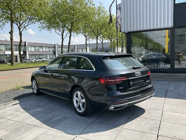 Audi a4 avant 35 tfsi achteruitrijcamera dodehoek memory elektrische kofferklep led dab - afbeelding 23 van  42