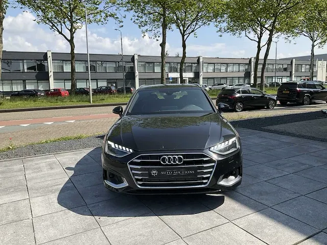 Audi a4 avant 35 tfsi achteruitrijcamera dodehoek memory elektrische kofferklep led dab - afbeelding 41 van  42