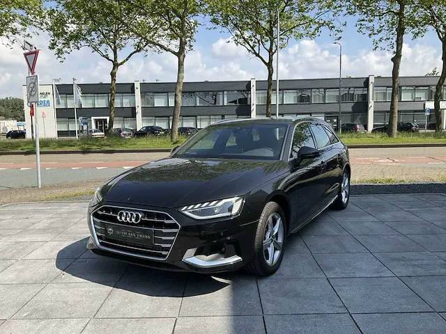 Audi a4 avant 35 tfsi achteruitrijcamera dodehoek memory elektrische kofferklep led dab - afbeelding 42 van  42