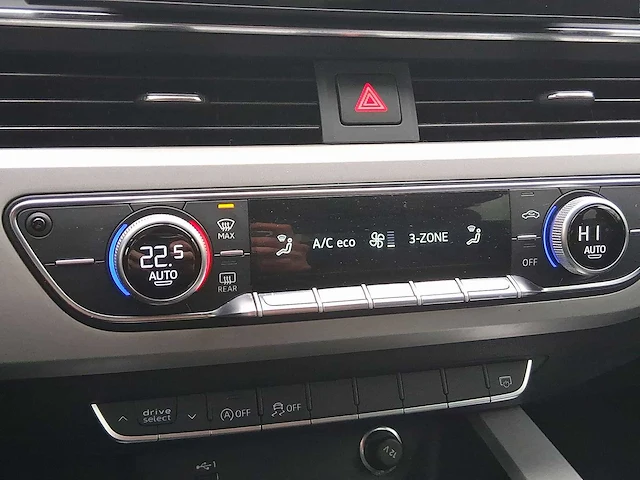 Audi a4 avant 35 tfsi business edition 2021 | k-950-xn - afbeelding 17 van  35