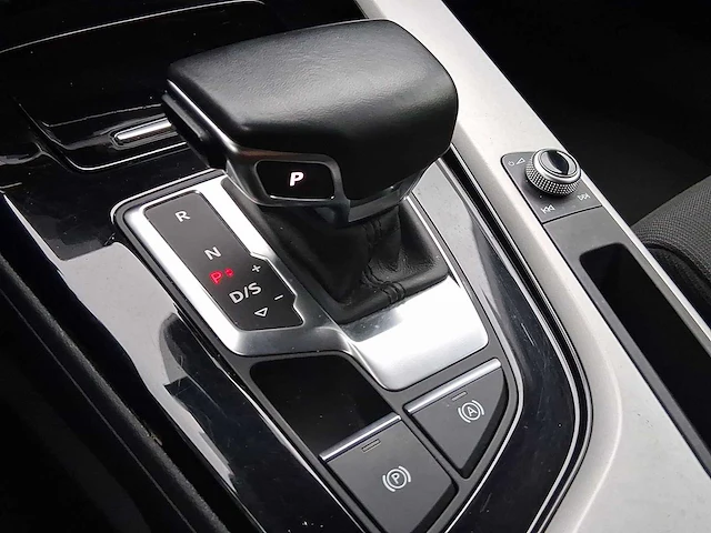 Audi a4 avant 35 tfsi business edition 2021 | k-950-xn - afbeelding 18 van  35