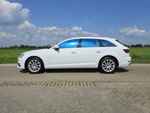 Audi a4 avant 35 tfsi pro line, r-122-sl - afbeelding 12 van  39