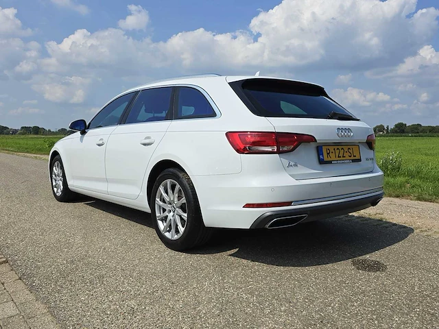 Audi a4 avant 35 tfsi pro line, r-122-sl - afbeelding 23 van  39