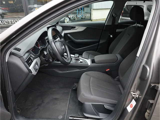 Audi a4 avant 40 etfsi mhev 204pk automaat 2020 - afbeelding 3 van  33