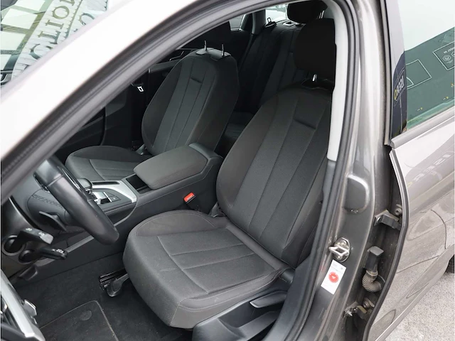Audi a4 avant 40 etfsi mhev 204pk automaat 2020 - afbeelding 4 van  33