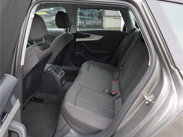 Audi a4 avant 40 etfsi mhev 204pk automaat 2020 - afbeelding 21 van  33