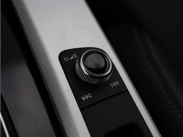 Audi a4 avant 40 tfsi s edition |pano|led matrix|virtual|black optic|facelift| - afbeelding 17 van  56