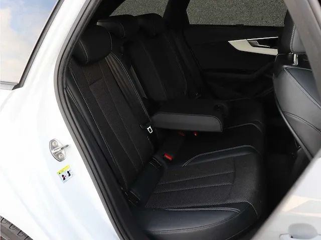 Audi a4 avant 40 tfsi s edition |pano|led matrix|virtual|black optic|facelift| - afbeelding 35 van  56